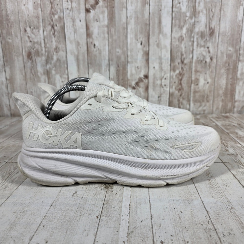 Hoka One One Clifton 9 Womens Running Shoes White 1127896-WWH Size 10B